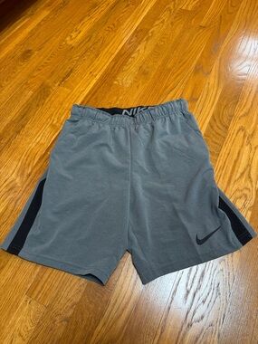 Nike Men’s Gray Athletic Shorts with Black Accents